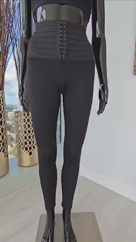 Legging corset qui rehausse les fesses